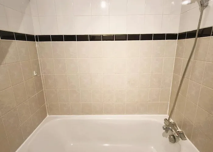 La Madeleine - Spacieux T2 - Calme - Wifi - Tv *